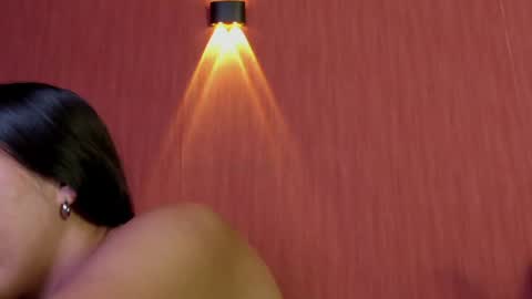 Snapshot of emigomez_ chatting on June 23, 3:59 am Emilia Gomez online show from June 23, 3:59 am