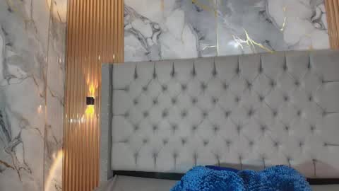 Emiily Carter online show from September 27, 10:37 pm