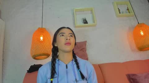 Emily online show from November 13, 12:04 pm