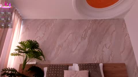 Emily online show from December 5, 1:09 pm