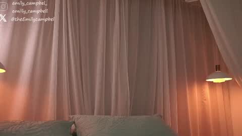 Emily Campbell online show from July 31, 11:15 pm