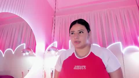Emiily Grace online show from June 13, 11:30 am