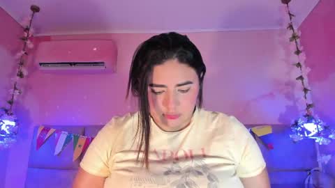 Snapshot of emiilygrace_ chatting on July 18, 11:47 am Emiily Grace online show from July 18, 11:47 am