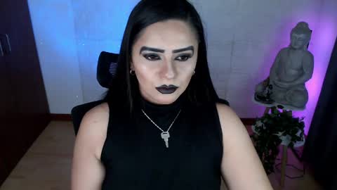 POWERFULL GODDESS EMILI online show from April 14, 11:22 pm
