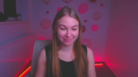 Snapshot of emilia_ilia chatting on February 27, 3:26 pm Emilia online show from February 27, 3:26 pm