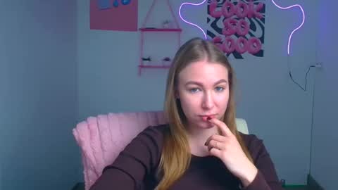 Emilia online show from January 8, 6:26 am