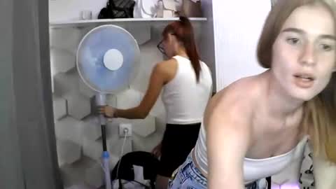 emilia_jack_carvel online show from July 23, 1:41 am