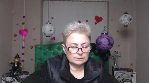 EmiliaGree online show from November 14, 7:12 pm