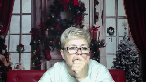 EmiliaGree online show from January 12, 6:02 pm