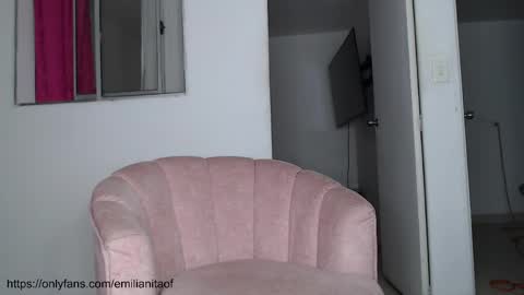 Snapshot of emilianita chatting on June 4, 3:45 am emilianita online show from June 4, 3:45 am