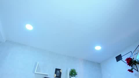 Snapshot of emiliarose_ chatting on September 13, 9:36 pm EmiliaRose online show from September 13, 9:36 pm