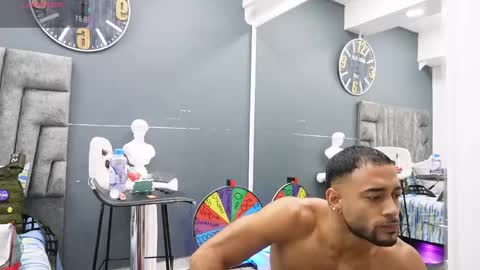 Snapshot of emilio_brandon chatting on May 9, 10:42 am Emilio online show from May 9, 10:42 am