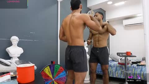 Snapshot of emilio_brandon chatting on May 25, 11:05 am Emilio online show from May 25, 11:05 am