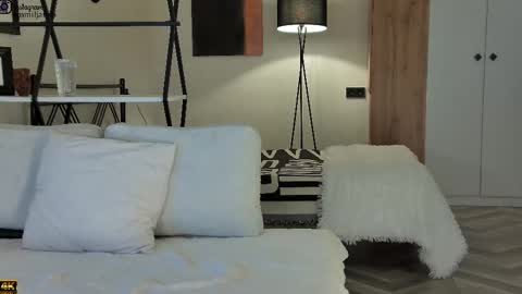 Emiljanna online show from October 30, 2:46 am