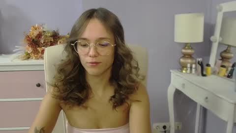 Emilly online show from January 9, 8:06 am