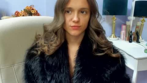 Snapshot of emilly_lust99 chatting on May 16, 10:36 am Emilly online show from May 16, 10:36 am