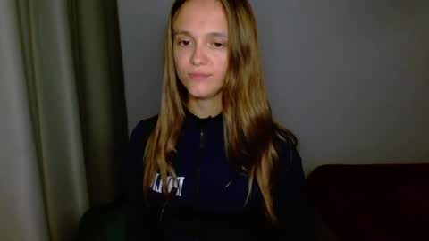 Emilly online show from July 26, 9:43 pm