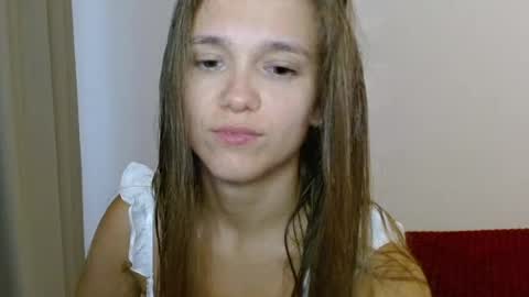 Emilly online show from August 6, 6:26 am