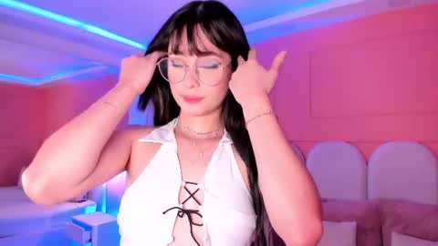 Emilly  online show from July 10, 5:37 pm