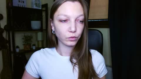 Emilly online show from February 24, 12:36 pm