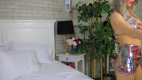 EMMA online show from October 5, 7:34 pm