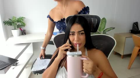 Emilly  online show from September 12, 1:55 pm