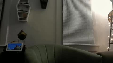 Emily Love online show from May 22, 5:14 am