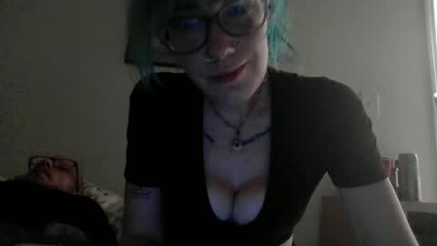 Emily Love online show from June 5, 8:42 am
