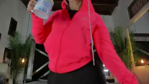 Emily  online show from November 19, 10:48 am