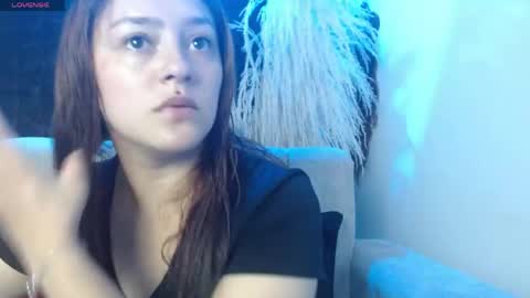 Snapshot of emily308876 chatting on June 5, 12:55 pm emily308876 online show from June 5, 12:55 pm