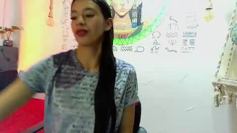 Snapshot of emily___rouse chatting on July 9, 9:52 pm emily___rouse online show from July 9, 9:52 pm