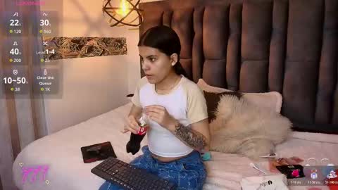 EMILY CUTE online show from March 14, 2:11 pm