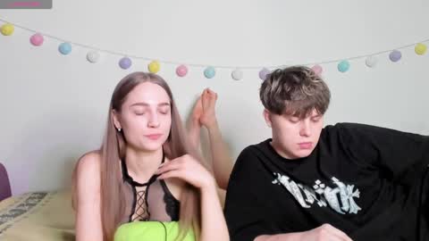 emily_and_ilumi online show from January 30, 5:17 pm