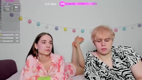 emily_and_ilumi online show from March 1, 4:44 pm