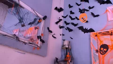 emily_castillo1_ online show from October 27, 4:27 am