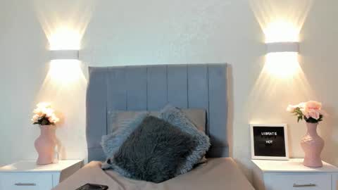 Emily online show from December 20, 6:15 pm