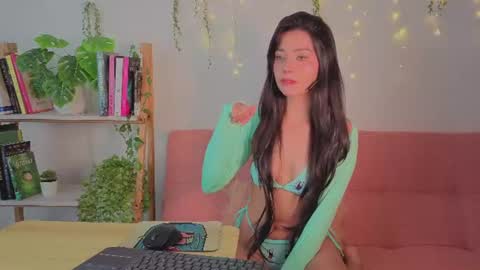 Snapshot of emily_darks_ chatting on July 28, 8:45 pm emily_darks_ online show from July 28, 8:45 pm