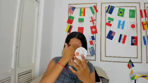 Snapshot of emily_gaviria1 chatting on July 14, 12:11 pm emily_gaviria1 online show from July 14, 12:11 pm