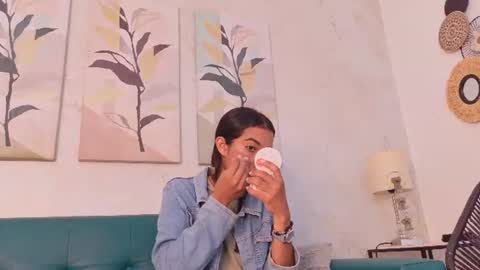 Snapshot of emily_gaviria1 chatting on July 31, 12:15 pm emily_gaviria1 online show from July 31, 12:15 pm