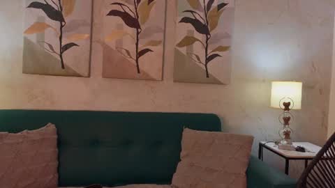 Snapshot of emily_gaviria1 chatting on August 5, 12:19 pm emily_gaviria1 online show from August 5, 12:19 pm