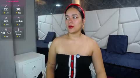 Snapshot of emily_gomez159 chatting on July 30, 12:15 pm Emily online show from July 30, 12:15 pm