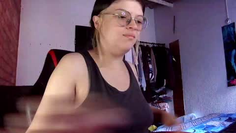 Julieta online show from January 21, 1:54 pm