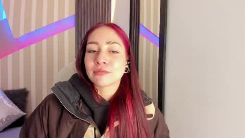 Snapshot of emily_layton chatting on November 14, 2:49 pm Emily online show from November 14, 2:49 pm