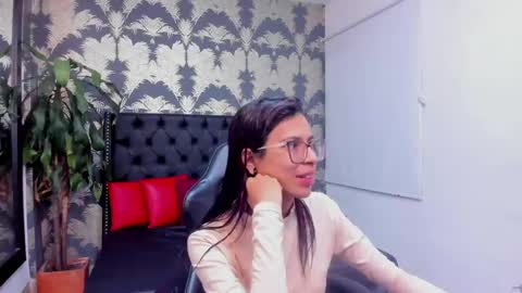 Emily online show from April 30, 2:45 pm