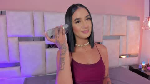 emily_luve online show from May 13, 7:55 pm