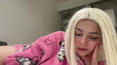 emily_morning_dew online show from November 30, 12:20 pm