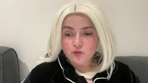 emily_morning_dew online show from January 5, 6:22 pm