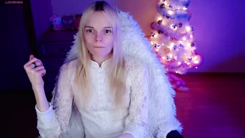 Lia online show from December 22, 9:31 pm