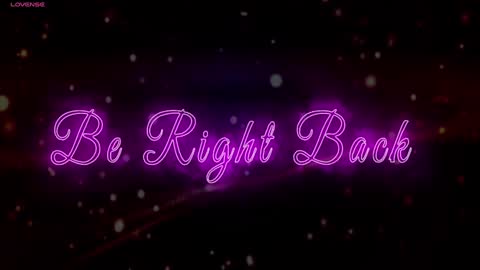 Snapshot of emily_nyaffe chatting on January 5, 12:20 am Lia online show from January 5, 12:20 am