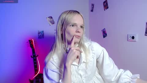 Lia online show from March 18, 1:09 am